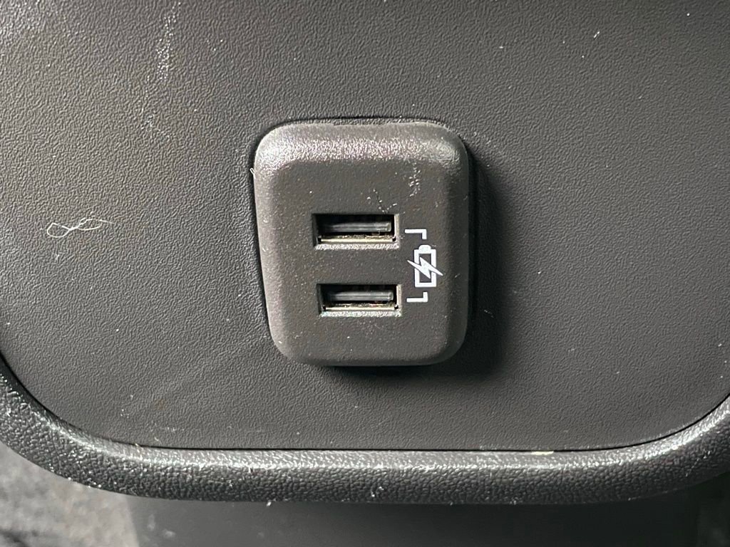 Certified 2023 Chevrolet Equinox LT w/ Driver Convenience Package image 22