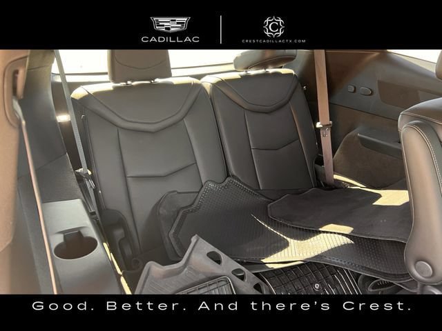 Certified 2023 Cadillac XT6 Premium Luxury w/ LPO, Floor Liner Package FWD image 33