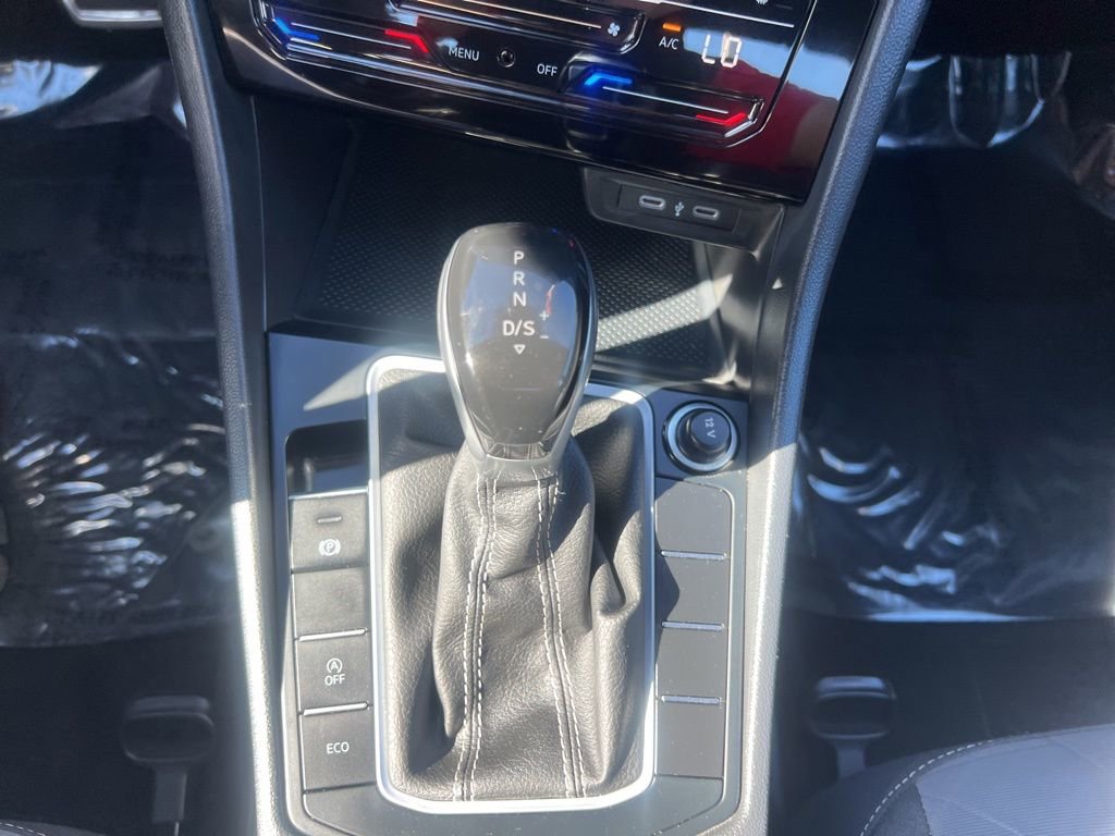 Used 2025 Volkswagen Jetta Sport image 51