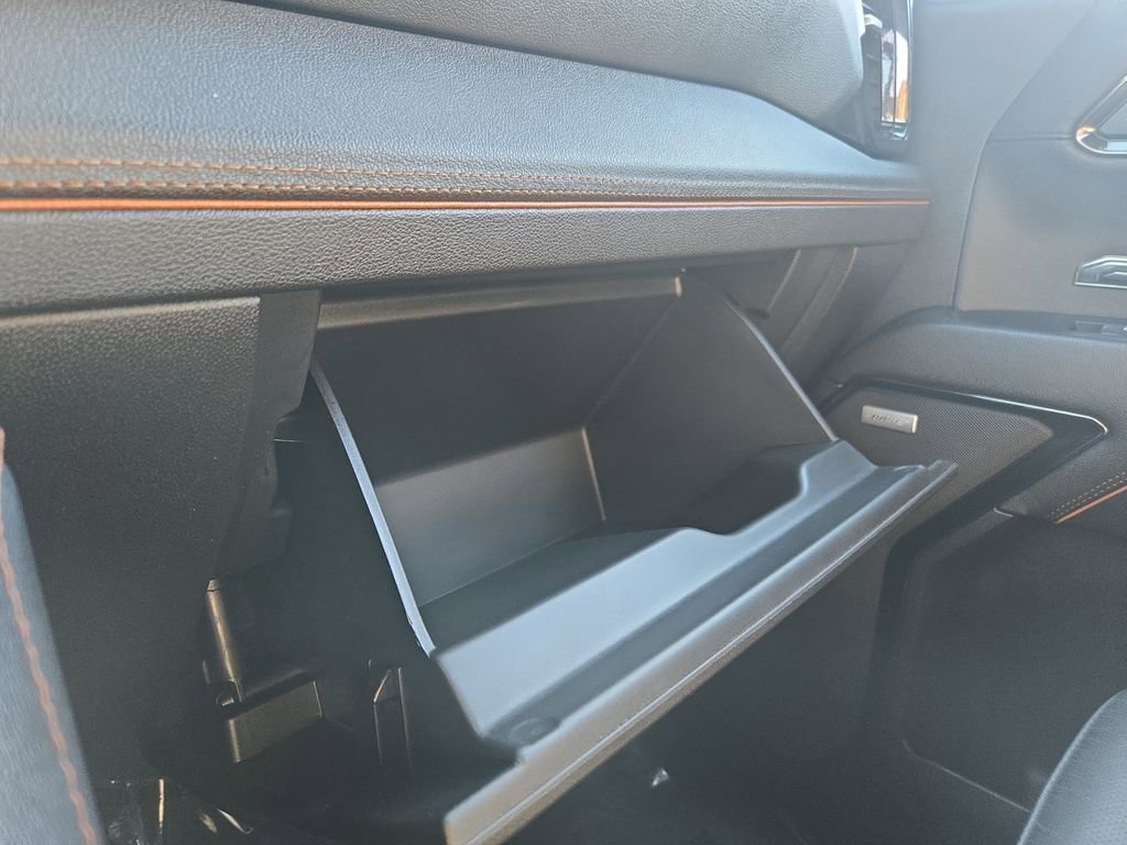 Used 2024 GMC Sierra 1500 AT4 w/ AT4 Preferred Package image 25