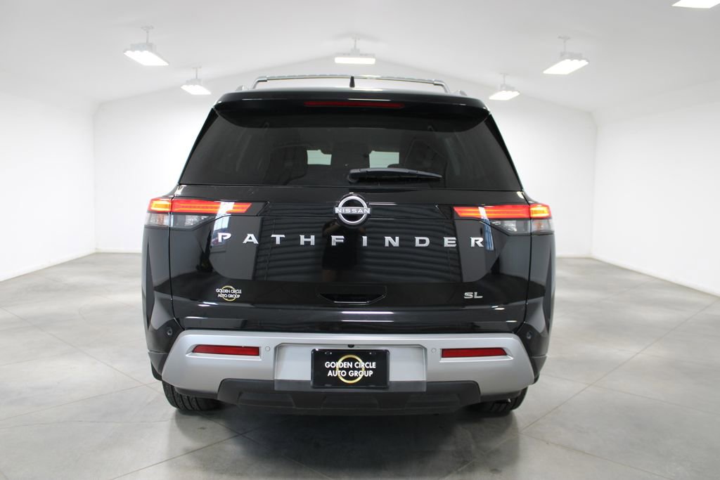 Used 2025 Nissan Pathfinder SL image 8
