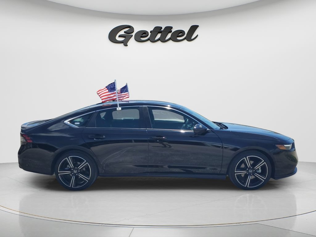 Used 2025 Honda Accord Sport image 4