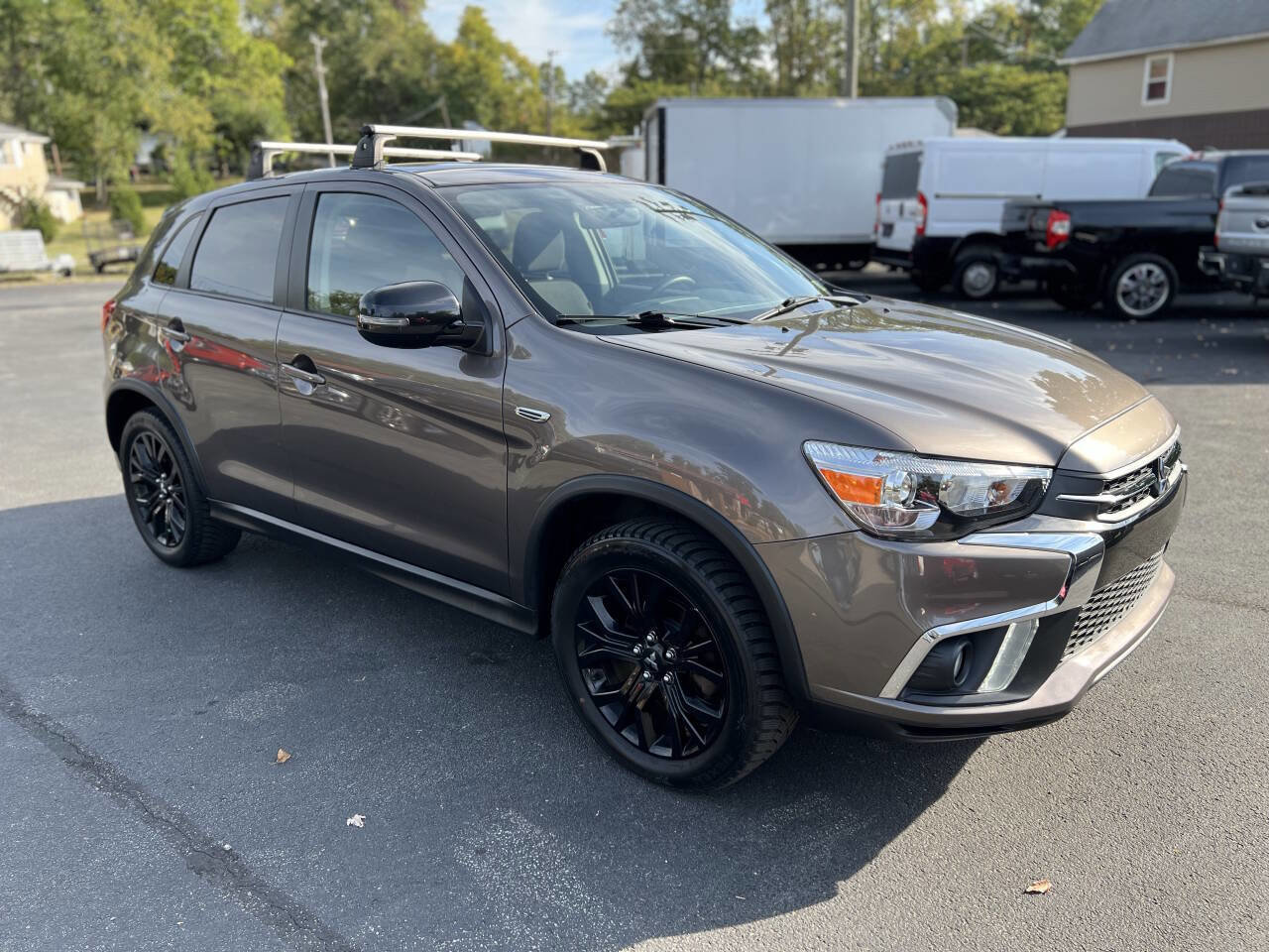 Used 2018 Mitsubishi Outlander Sport LE image 3