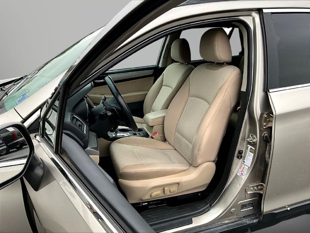 Used 2015 Subaru Outback 2.5i Premium AWD/4WD image 23