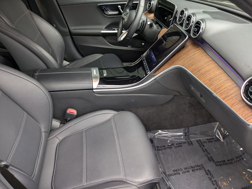 Used 2025 Mercedes-Benz C 300 4MATIC Sedan image 30
