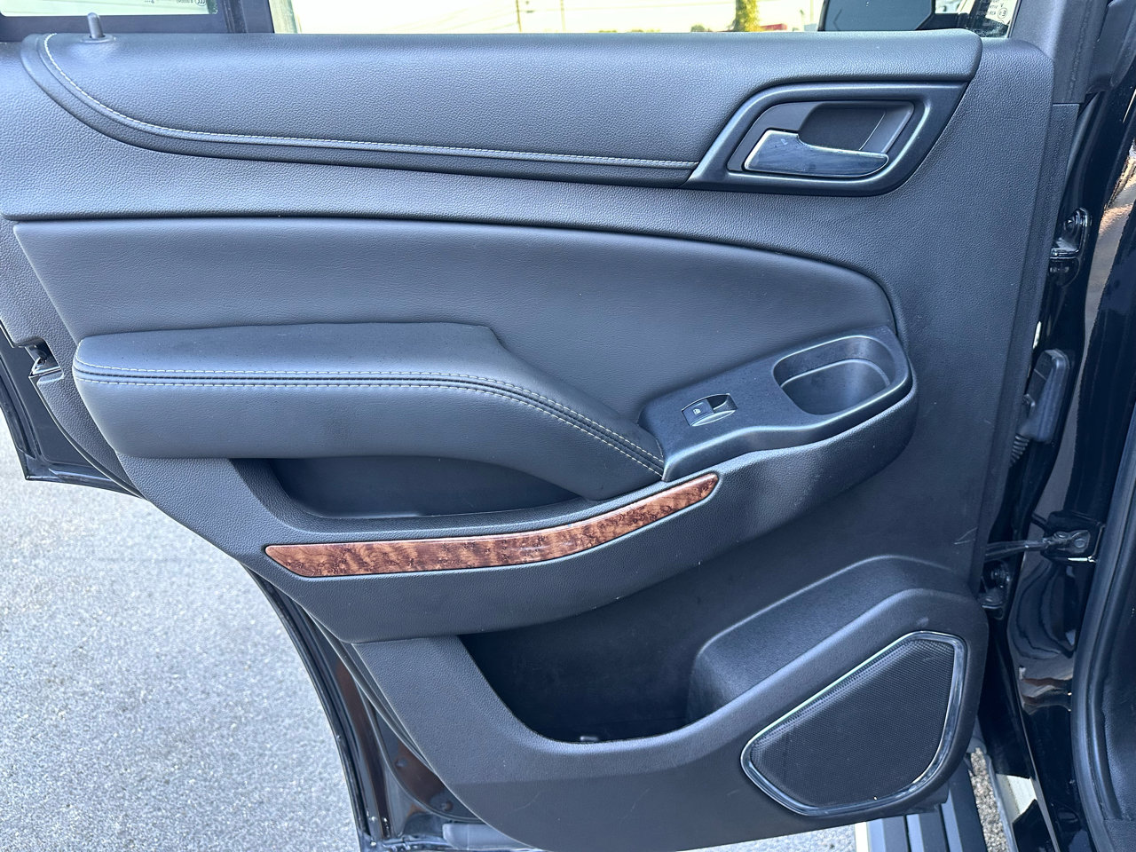 Used 2017 Chevrolet Tahoe Premier image 40