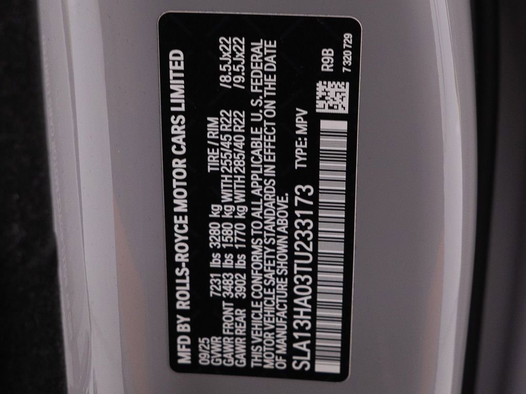 Used 2026 Rolls-Royce Cullinan AWD/4WD image 60