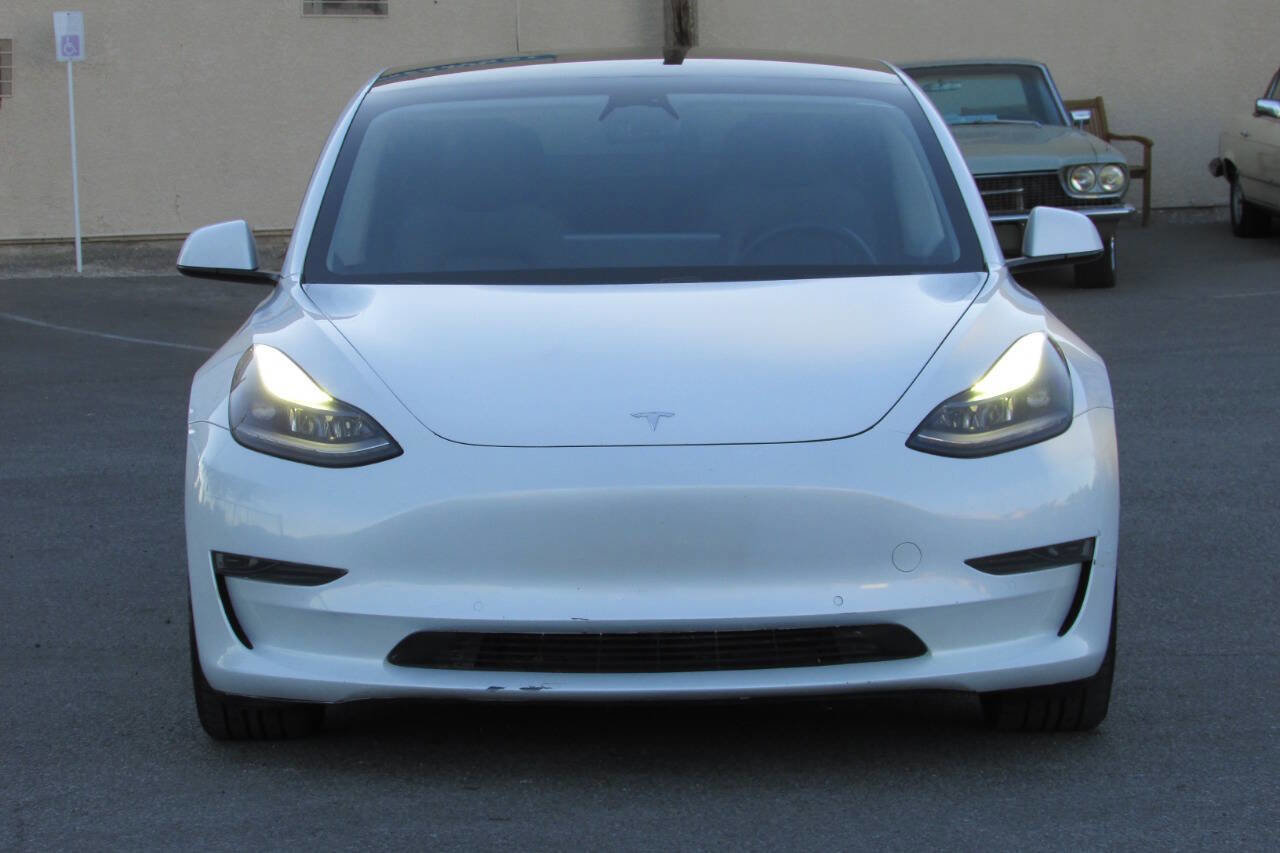 Used 2021 Tesla Model 3 Standard Range Plus image 3
