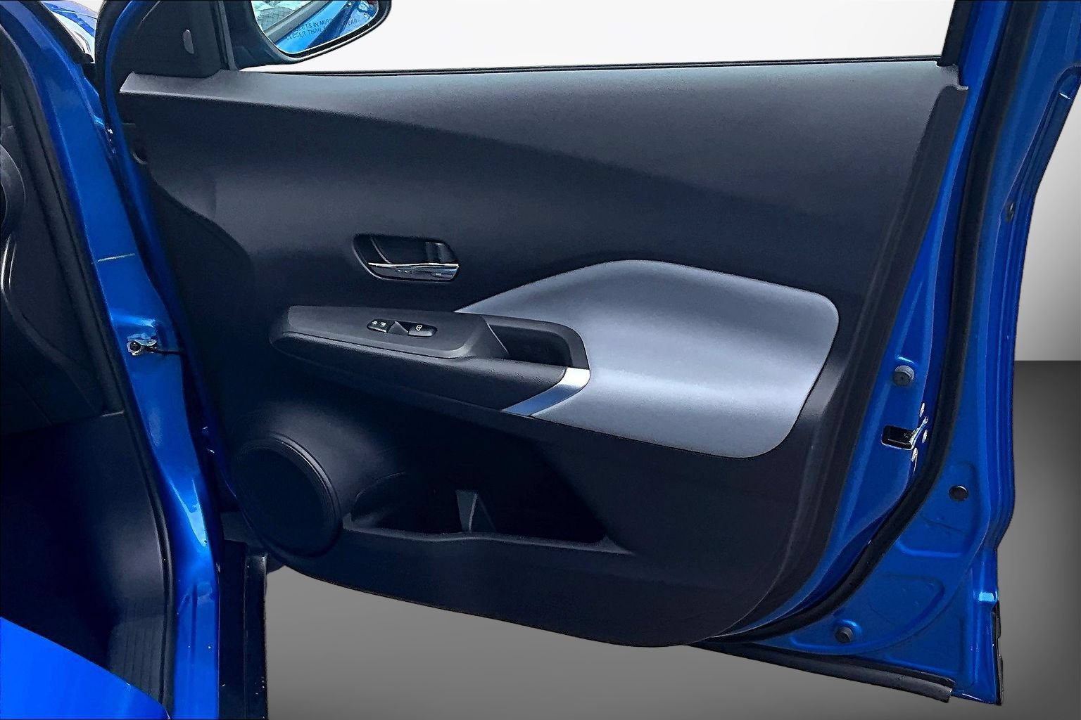 Certified 2023 Nissan Kicks SR w/ SR Premium Package FWD image 19