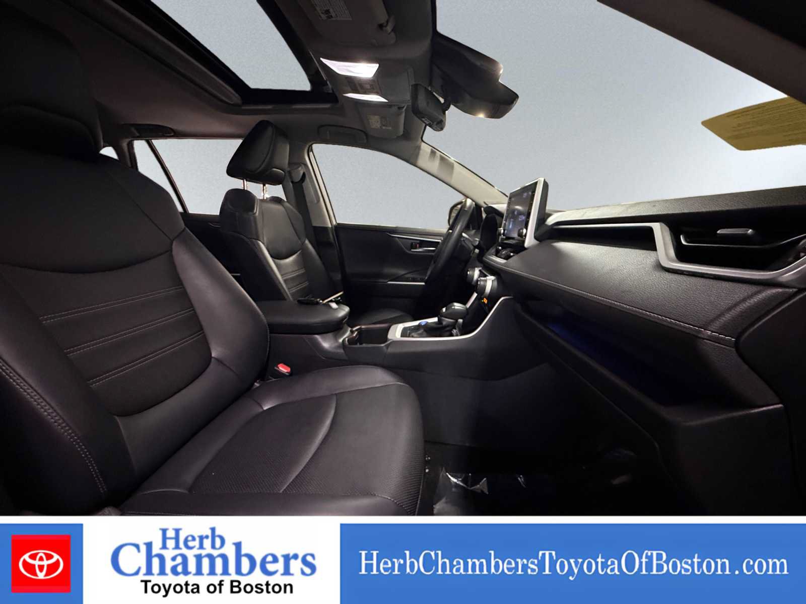 Used 2022 Toyota RAV4 Limited AWD/4WD image 20