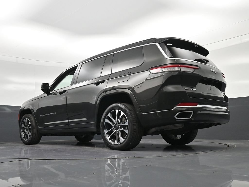 Used 2021 Jeep Grand Cherokee L Overland w/ Luxury Tech Group IV AWD/4WD image 28