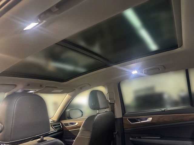 Certified 2025 Volkswagen Atlas SE FWD image 17