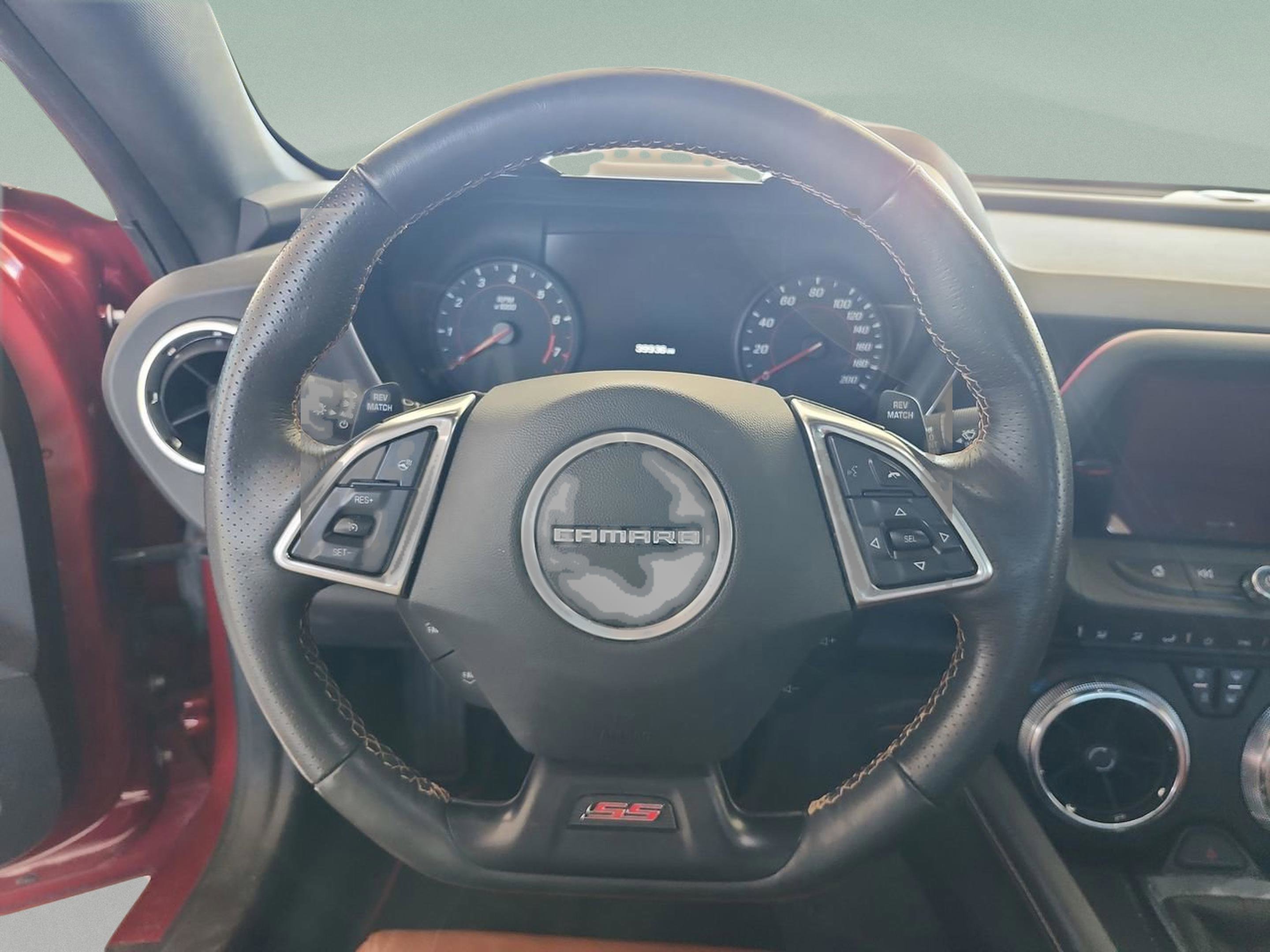 Used 2016 Chevrolet Camaro SS RWD image 10