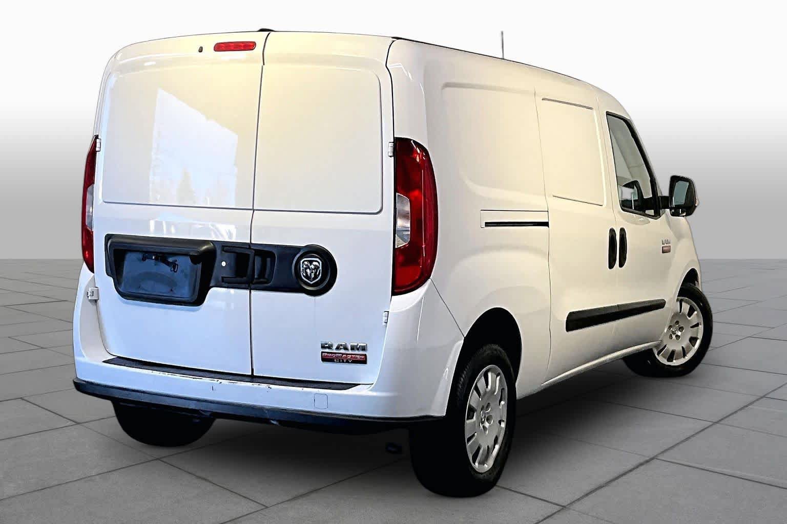 Used 2015 RAM ProMaster City Tradesman SLT FWD image 12