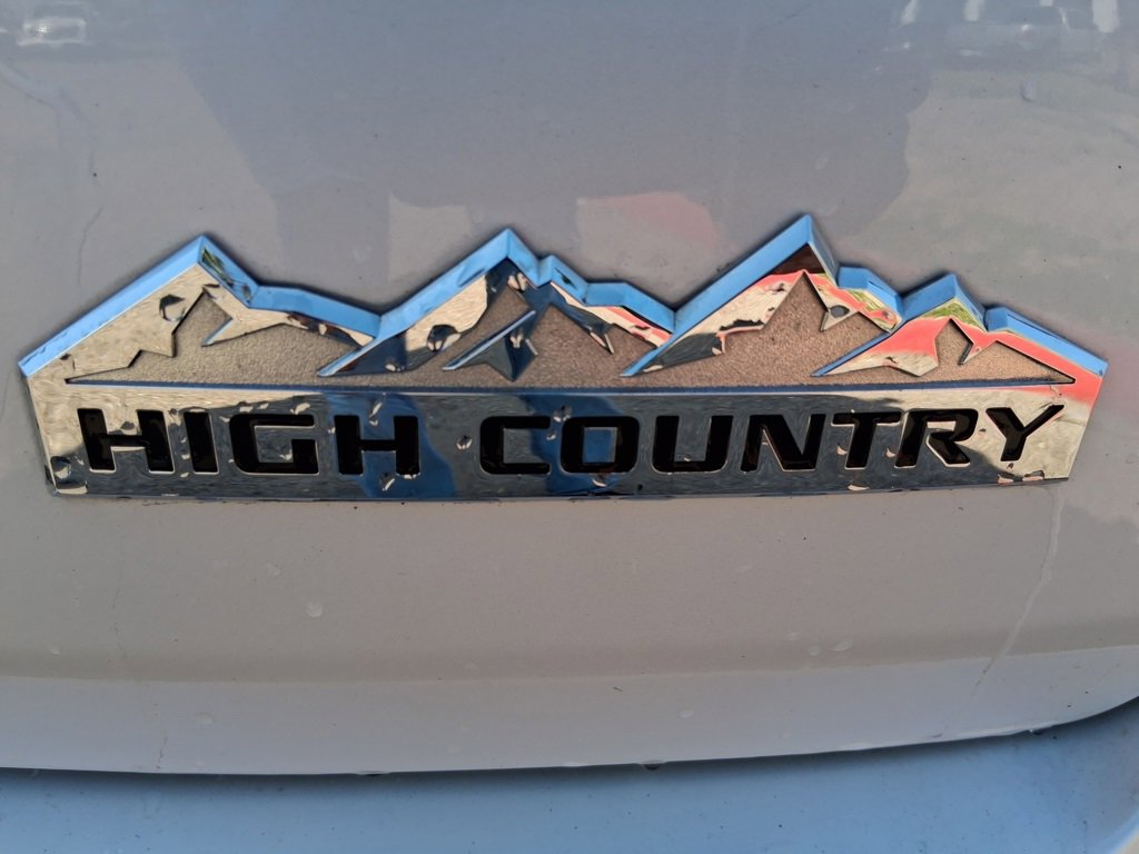 Used 2021 Chevrolet Traverse High Country image 6