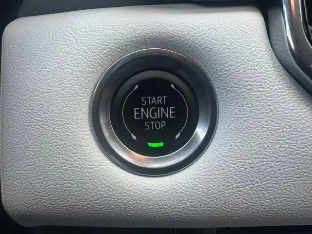 Used 2024 GMC Canyon AT4X w/ AT4X AEV Edition AWD/4WD image 25