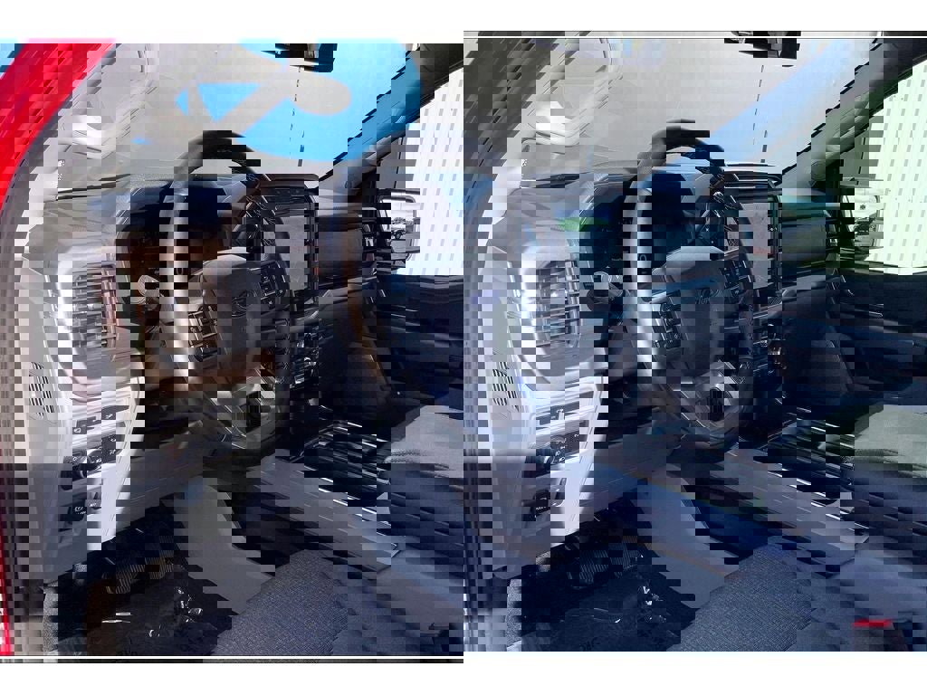 Used 2024 Ford F150 XLT w/ Equipment Group 303A High image 16