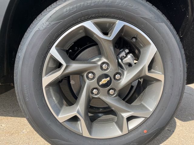 New 2026 Chevrolet Trax LT w/ Sunroof Package FWD image 25