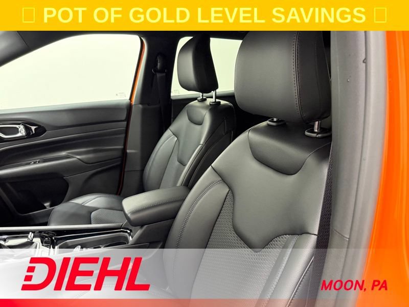 New 2026 Jeep Compass Latitude AWD/4WD image 18