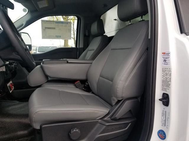 New 2026 Ford F550 XL DUMP TRUCK image 17