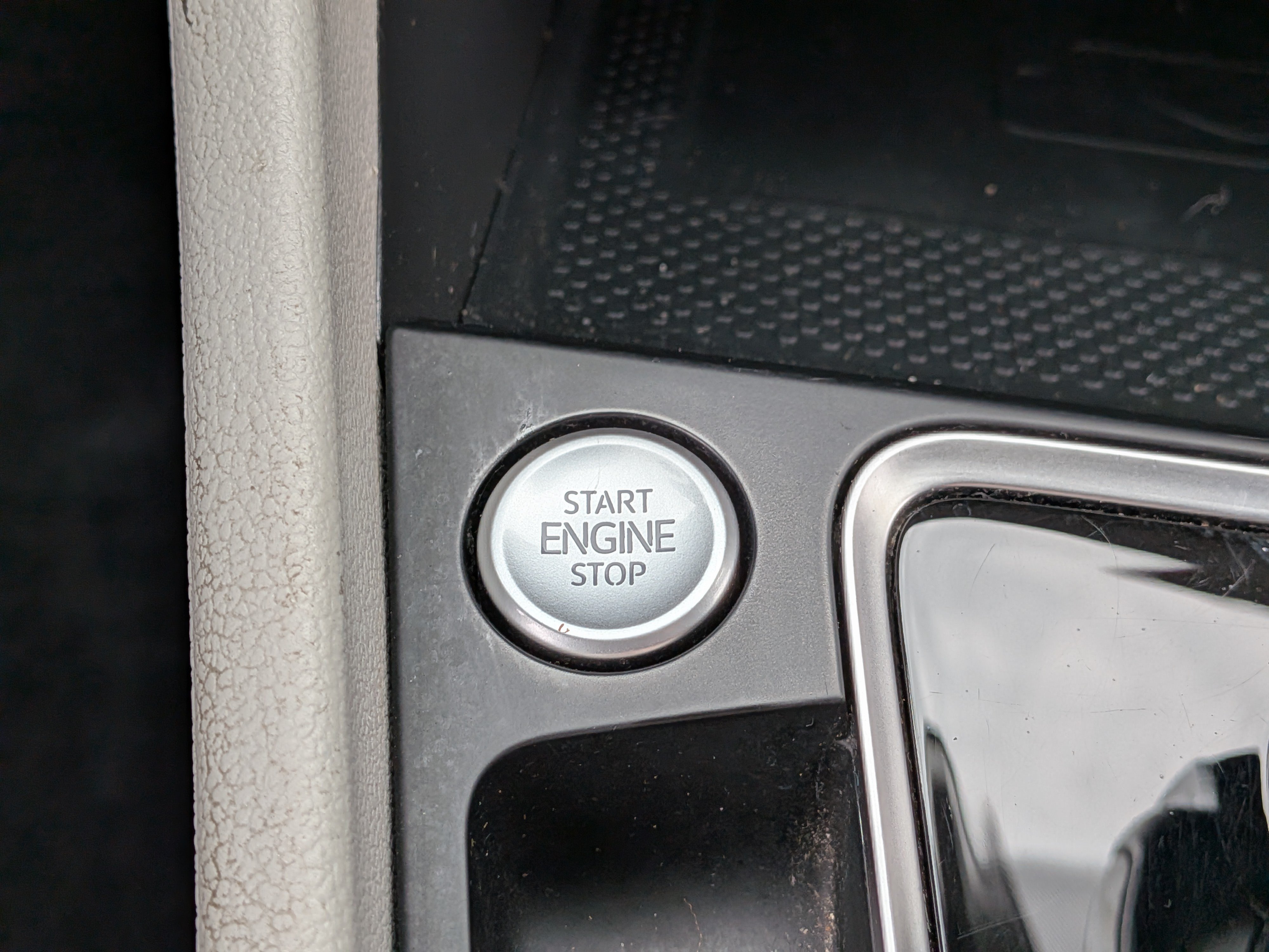 Used 2020 Volkswagen Jetta SEL FWD image 26