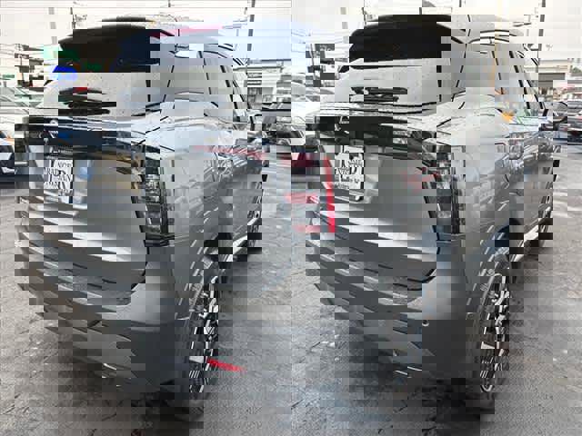 Certified 2025 Nissan Kicks SV image 3