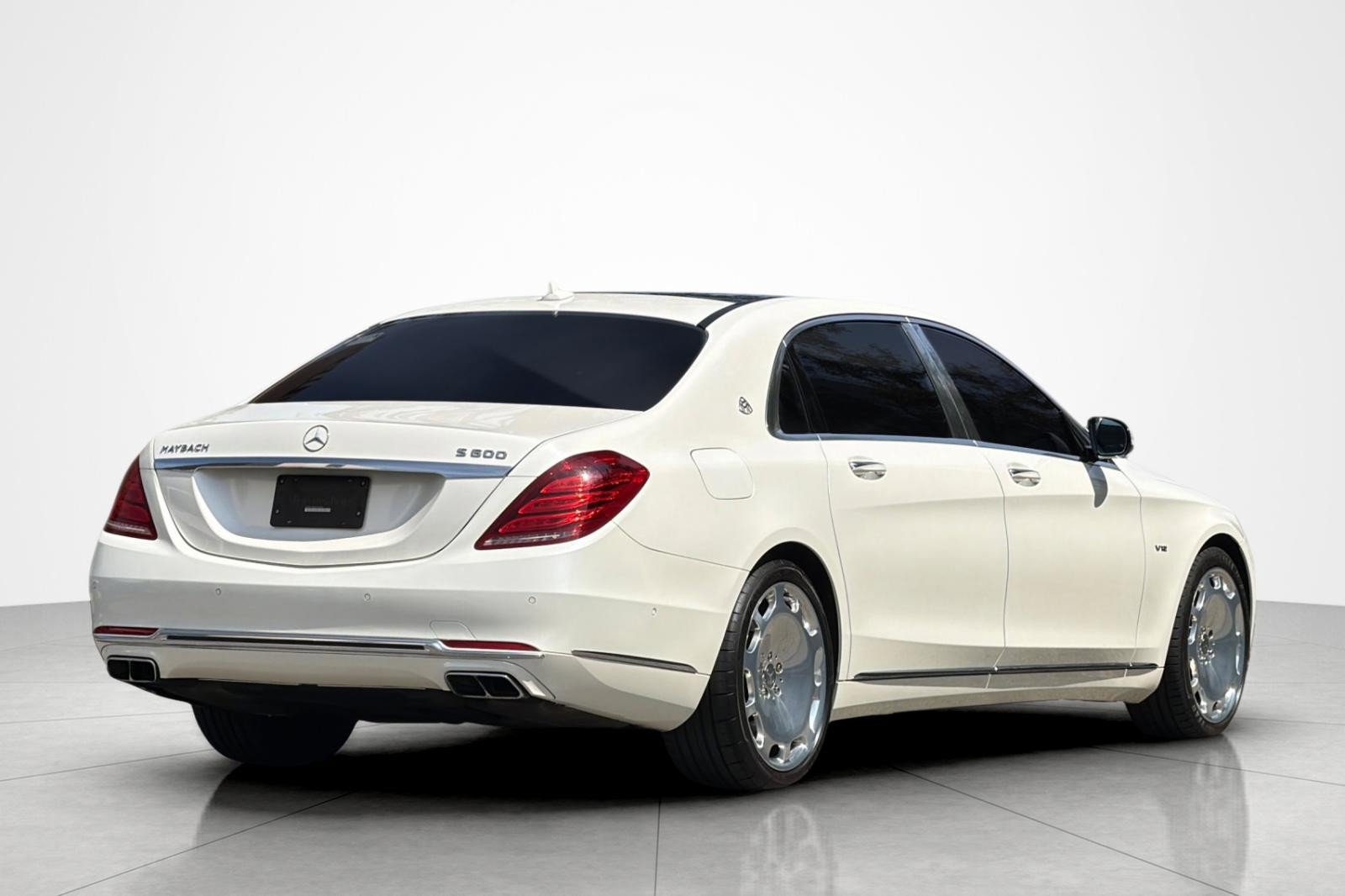 Used 2017 Mercedes-Benz Maybach S 600 image 5