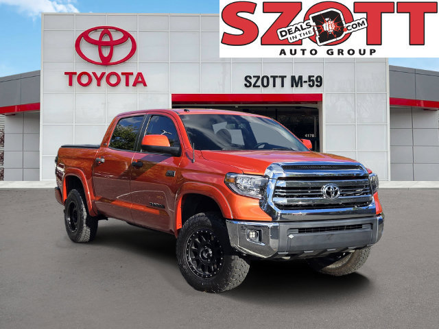 Used 2017 Toyota Tundra SR5 AWD/4WD image 1