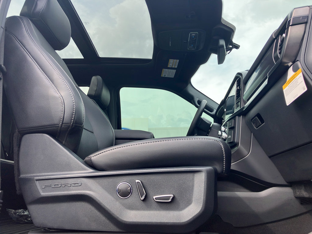 Used 2025 Ford F150 Lariat w/ Equipment Group 502A High AWD/4WD image 40