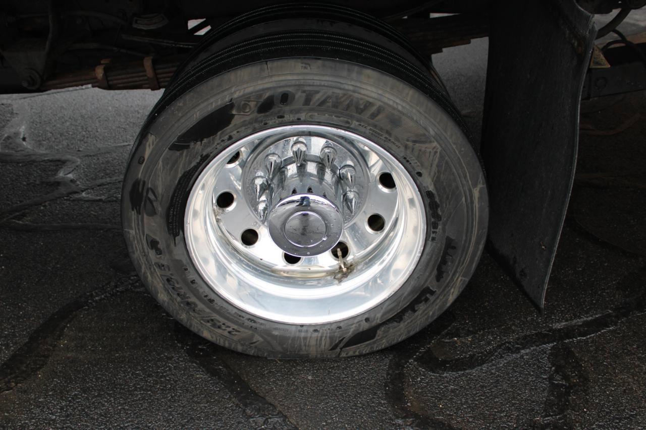 Used 2012 RAM 5500 SLT RWD image 11