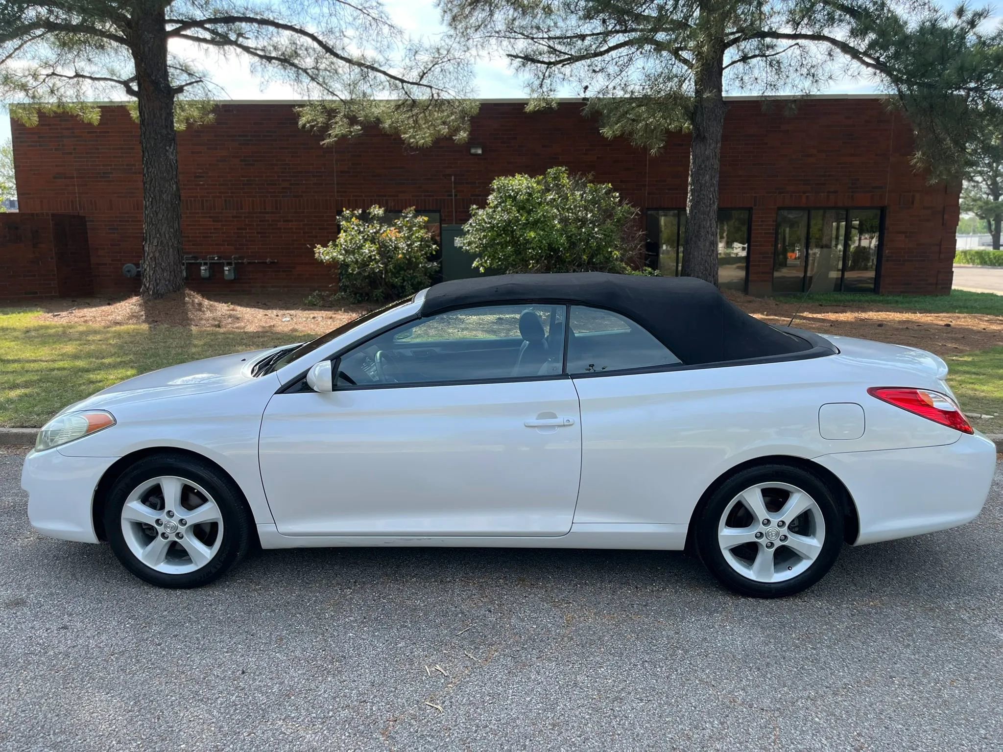 Used 2006 Toyota Solara SE image 8