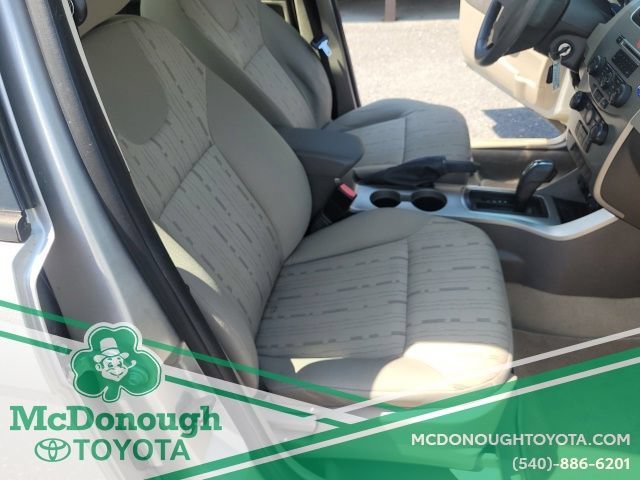 Used 2009 Ford Focus SE FWD image 17