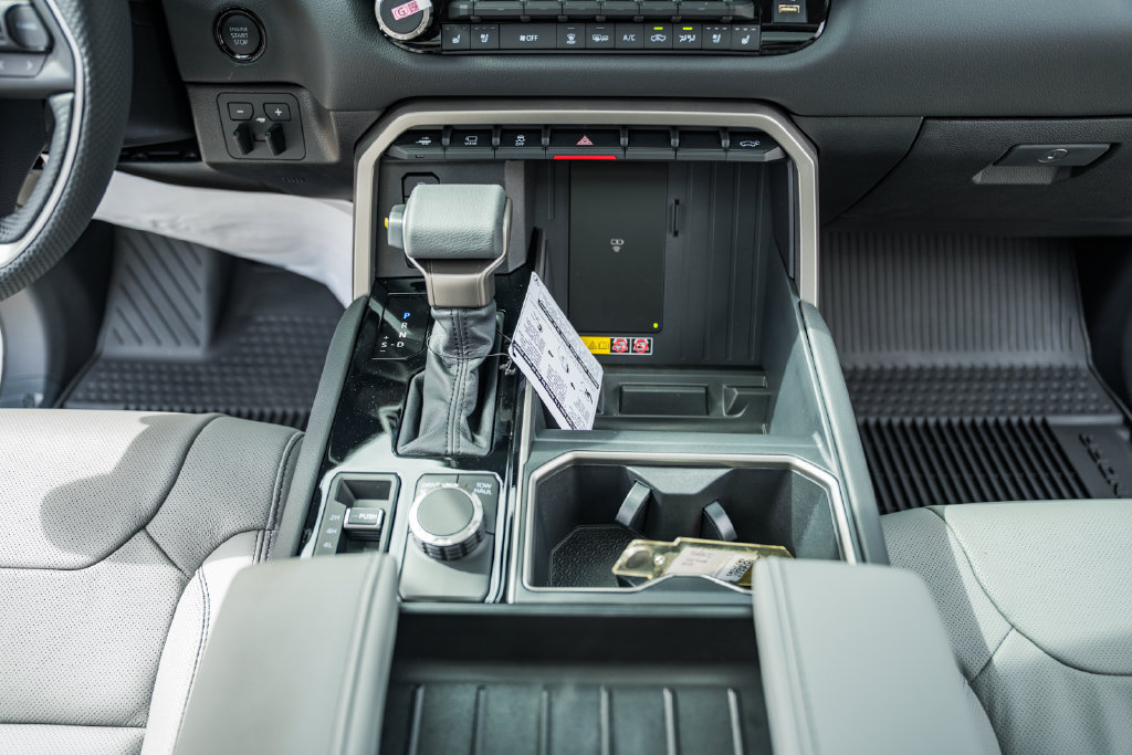 New 2026 Toyota Tundra Limited AWD/4WD image 19