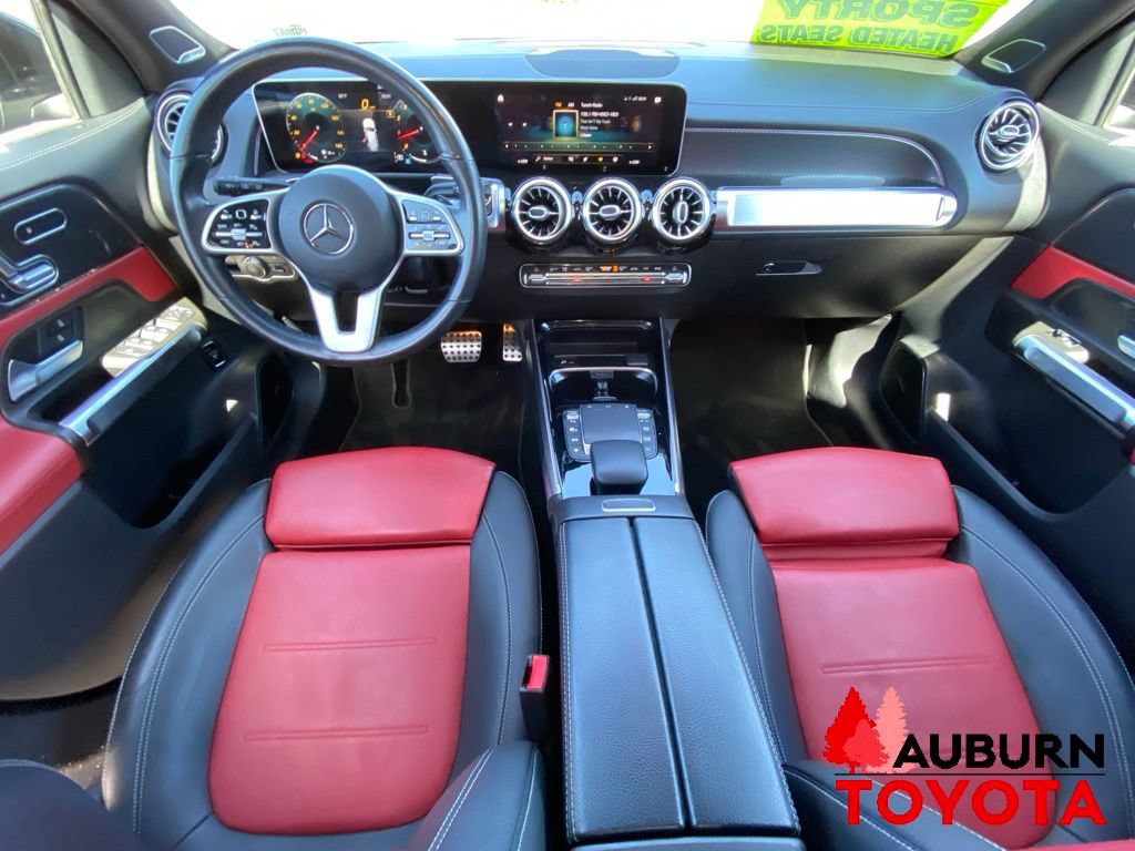 Used 2021 Mercedes-Benz GLB 250 4MATIC image 32