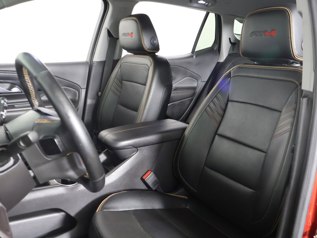 Used 2023 GMC Terrain AT4 AWD/4WD image 28