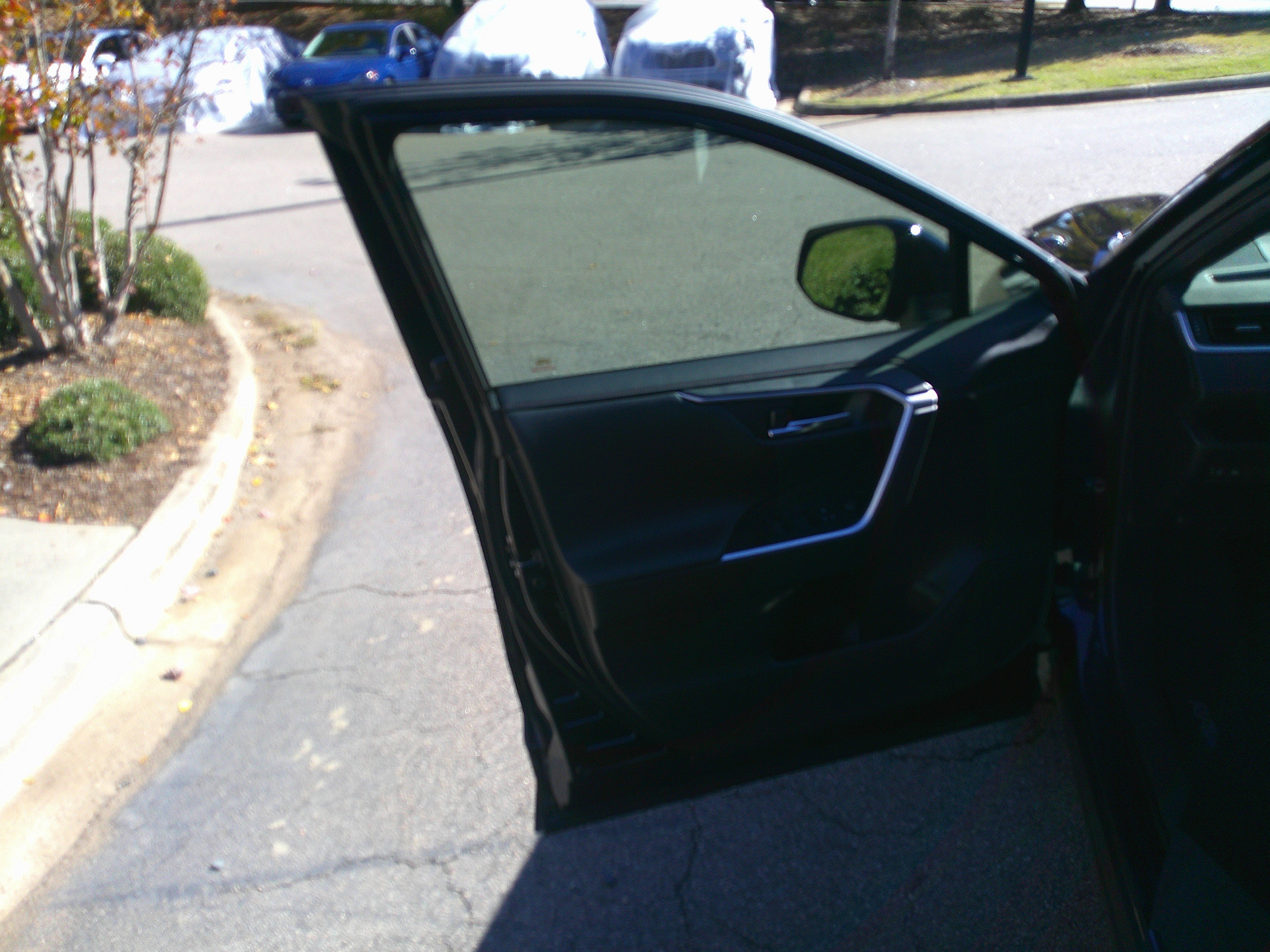 Used 2022 Toyota RAV4 XSE image 17