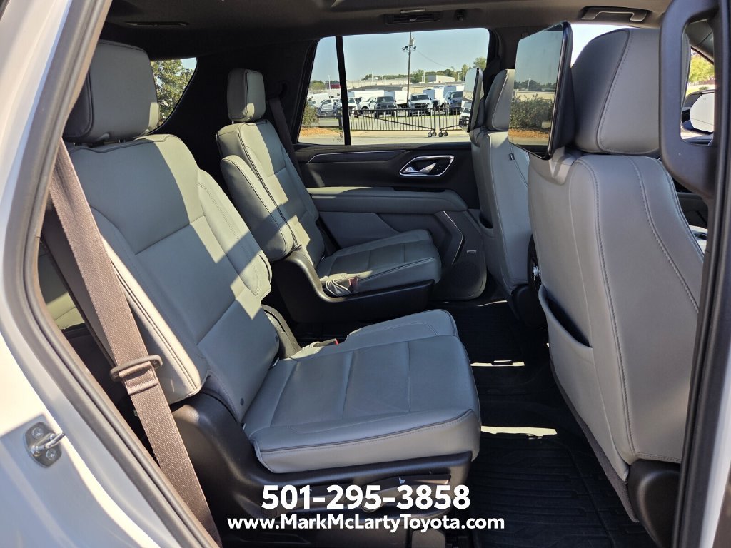 Used 2021 GMC Yukon SLT w/ SLT Premium Package AWD/4WD image 17