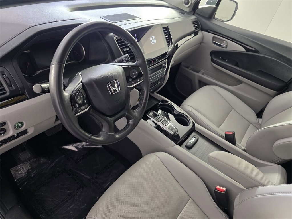 Used 2022 Honda Pilot Elite image 11