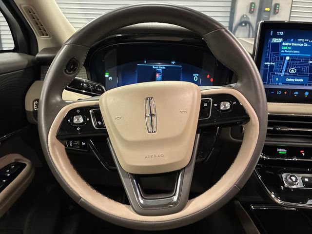Used 2023 Lincoln Corsair FWD image 14