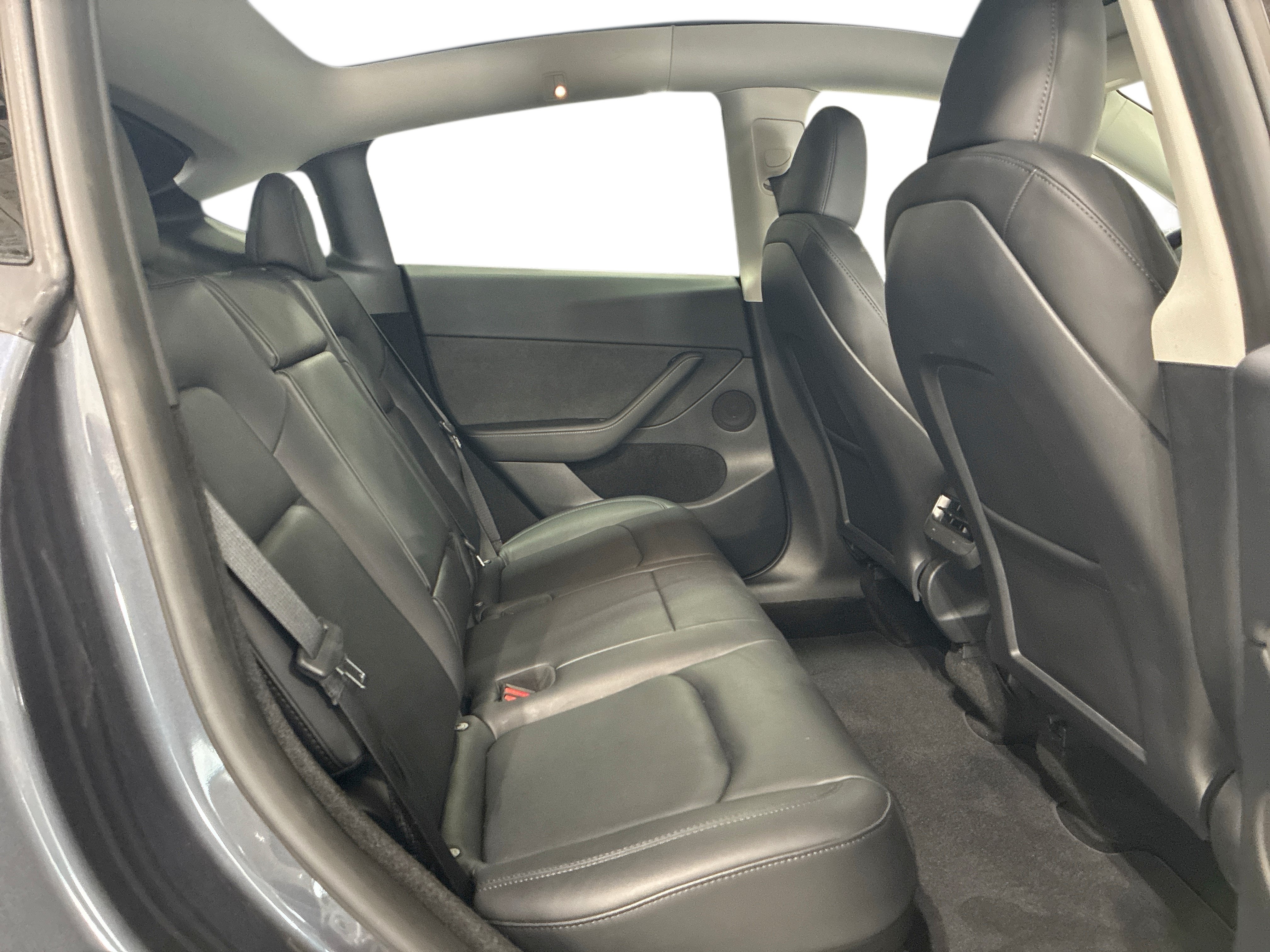 Certified 2023 Tesla Model Y Long Range AWD/4WD image 11