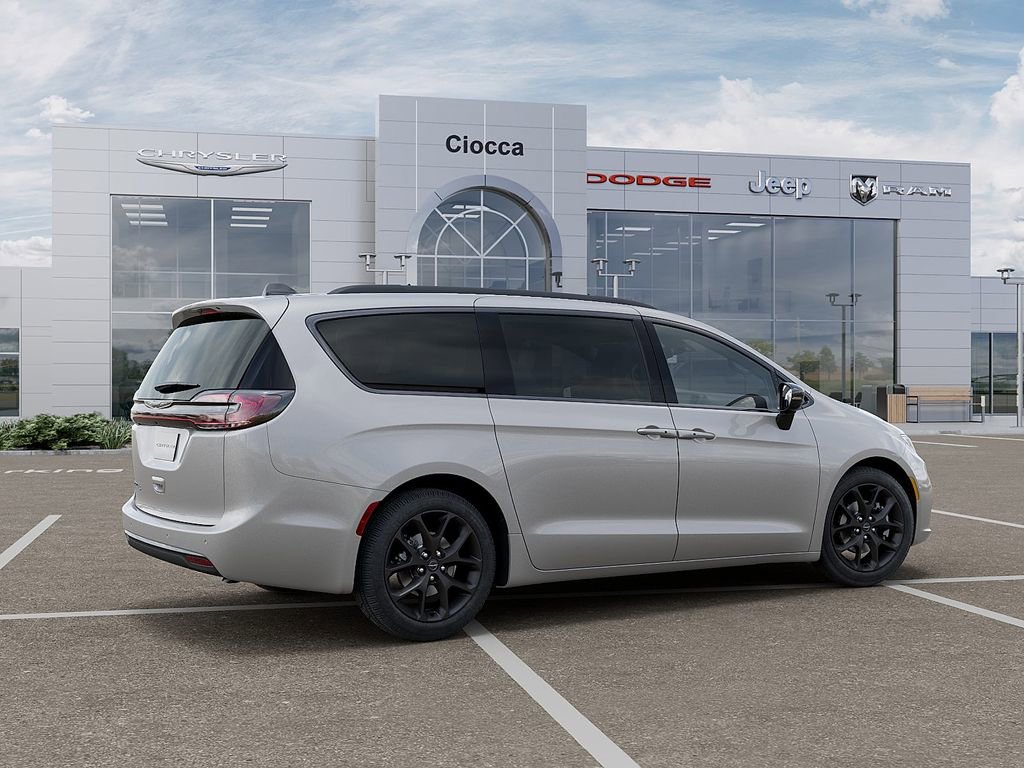 New 2026 Chrysler Pacifica Select image 5
