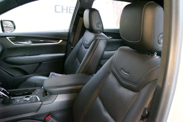 Used 2021 Cadillac XT5 Premium Luxury AWD/4WD image 19