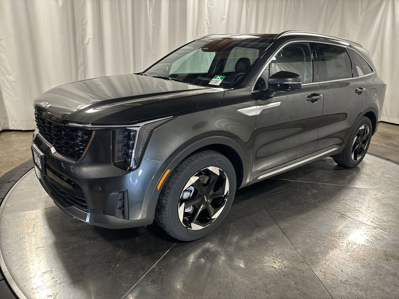 Certified 2025 Kia Sorento EX w/ EX Panoramic Sunroof Package