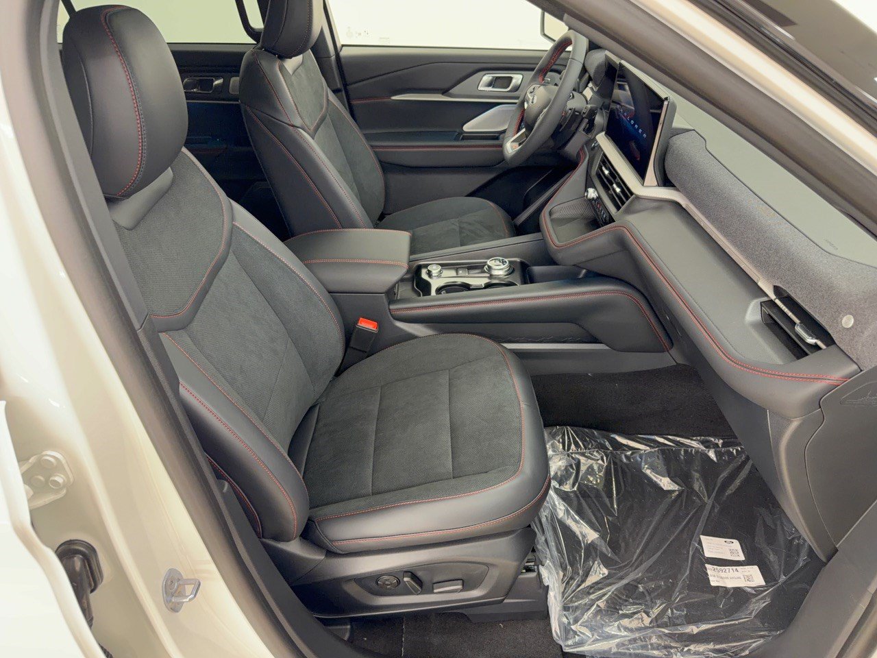 New 2027 Ford Explorer ST w/ Sun And Sound Package RWD image 30
