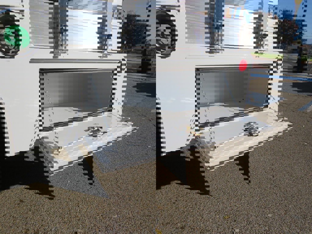 New 2023 RAM 4500 Tradesman w/ Chrome Appearance Group image 15