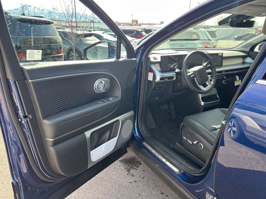 New 2026 Hyundai Ioniq 9 Limited w/ Tow & Go Package image 10