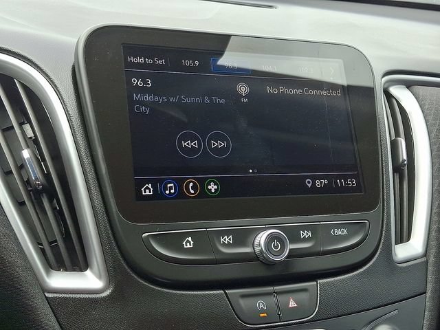 Used 2025 Chevrolet Malibu LS FWD image 16