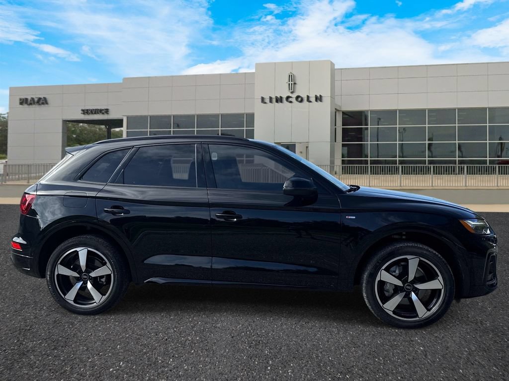 Used 2023 Audi Q5 2.0T Prestige AWD/4WD image 2
