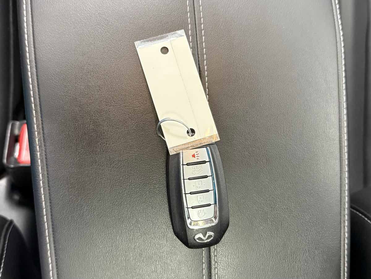 Used 2024 INFINITI QX60 Luxe image 38