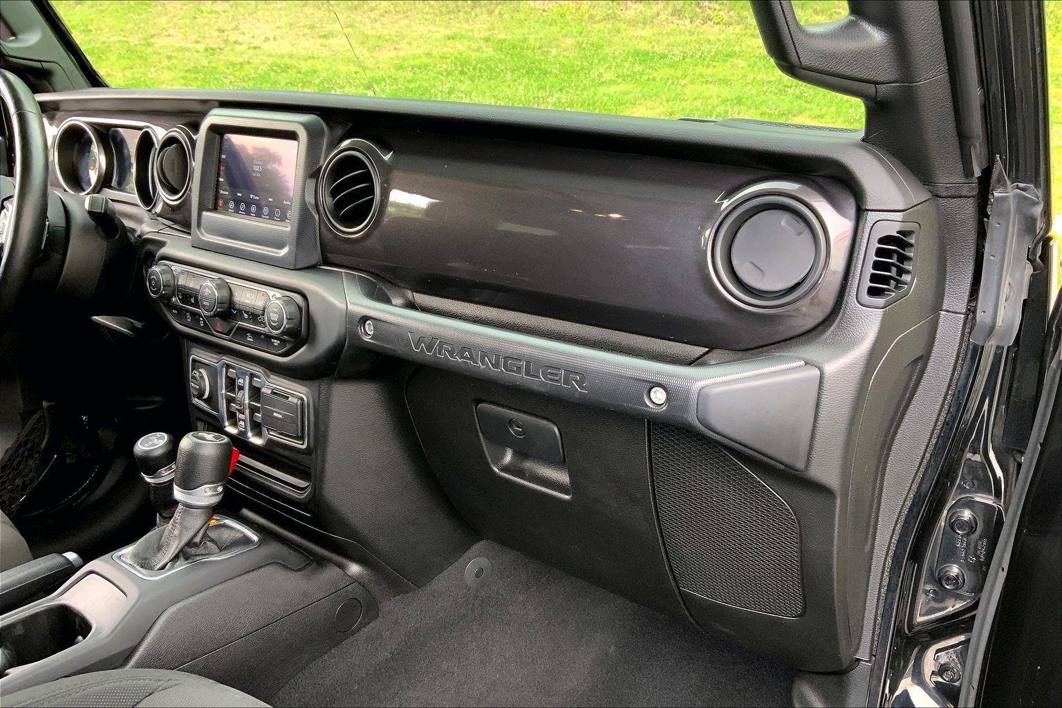 Used 2021 Jeep Wrangler Unlimited Sport AWD/4WD image 13